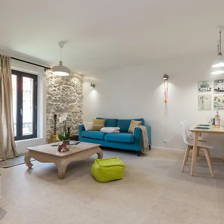 Apartment Migrainier Cote Cour *