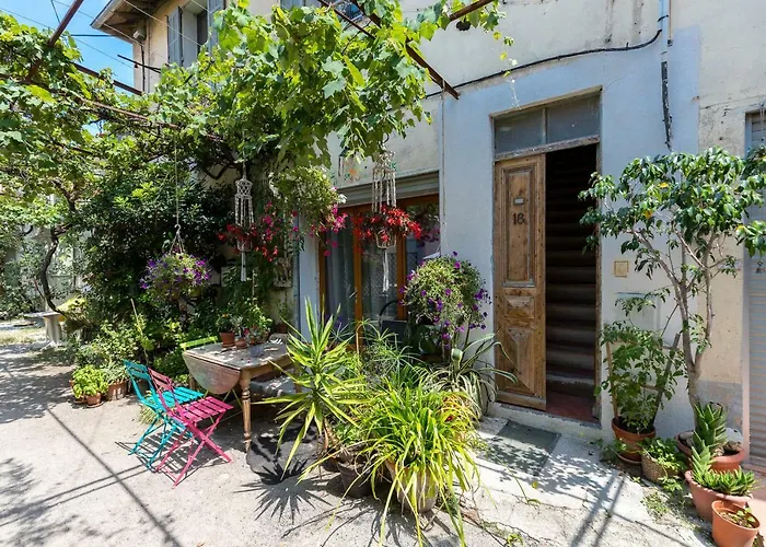 Apartment Migrainier Cote Cour Antibes